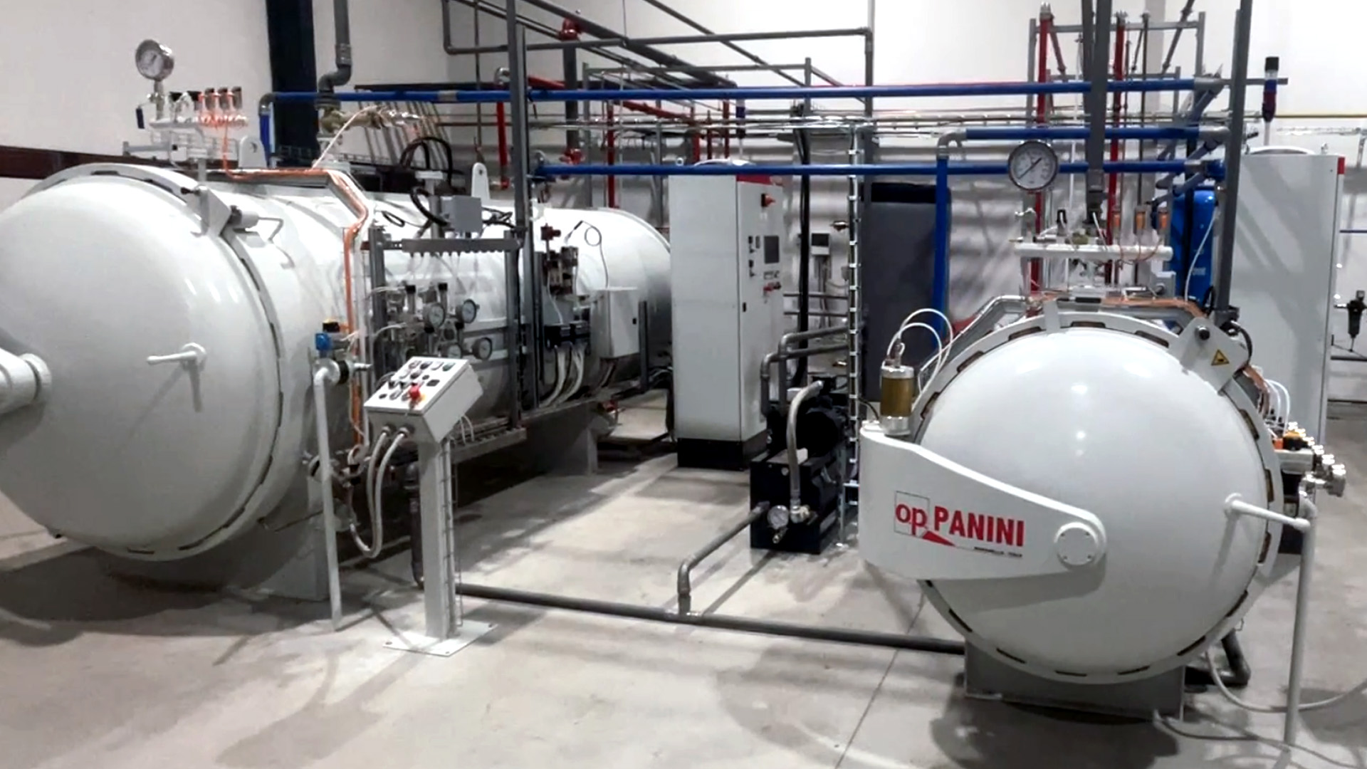 Aveo in-house composite curing autoclaves