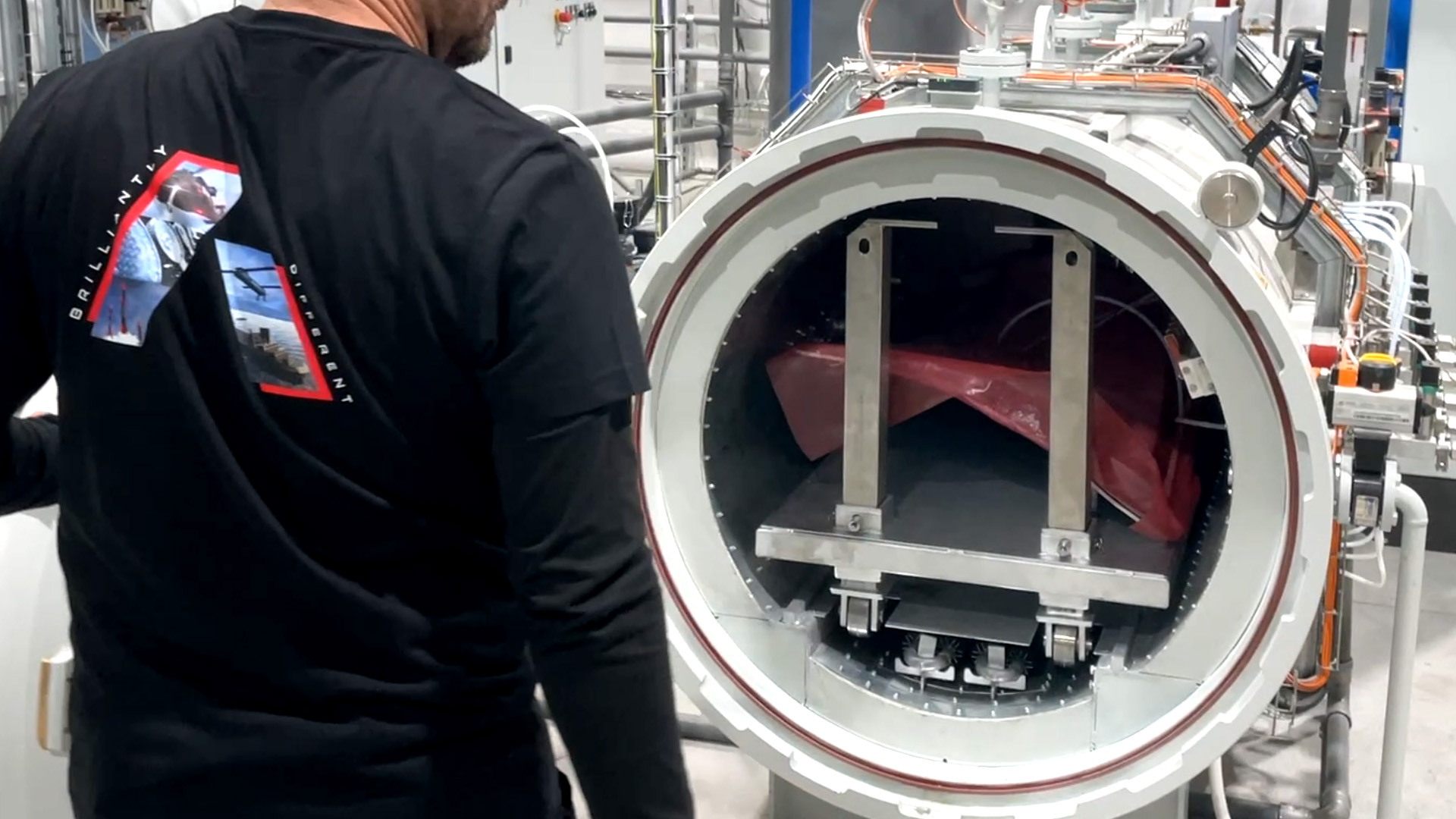 Aveo composite part in the vacuum chamber