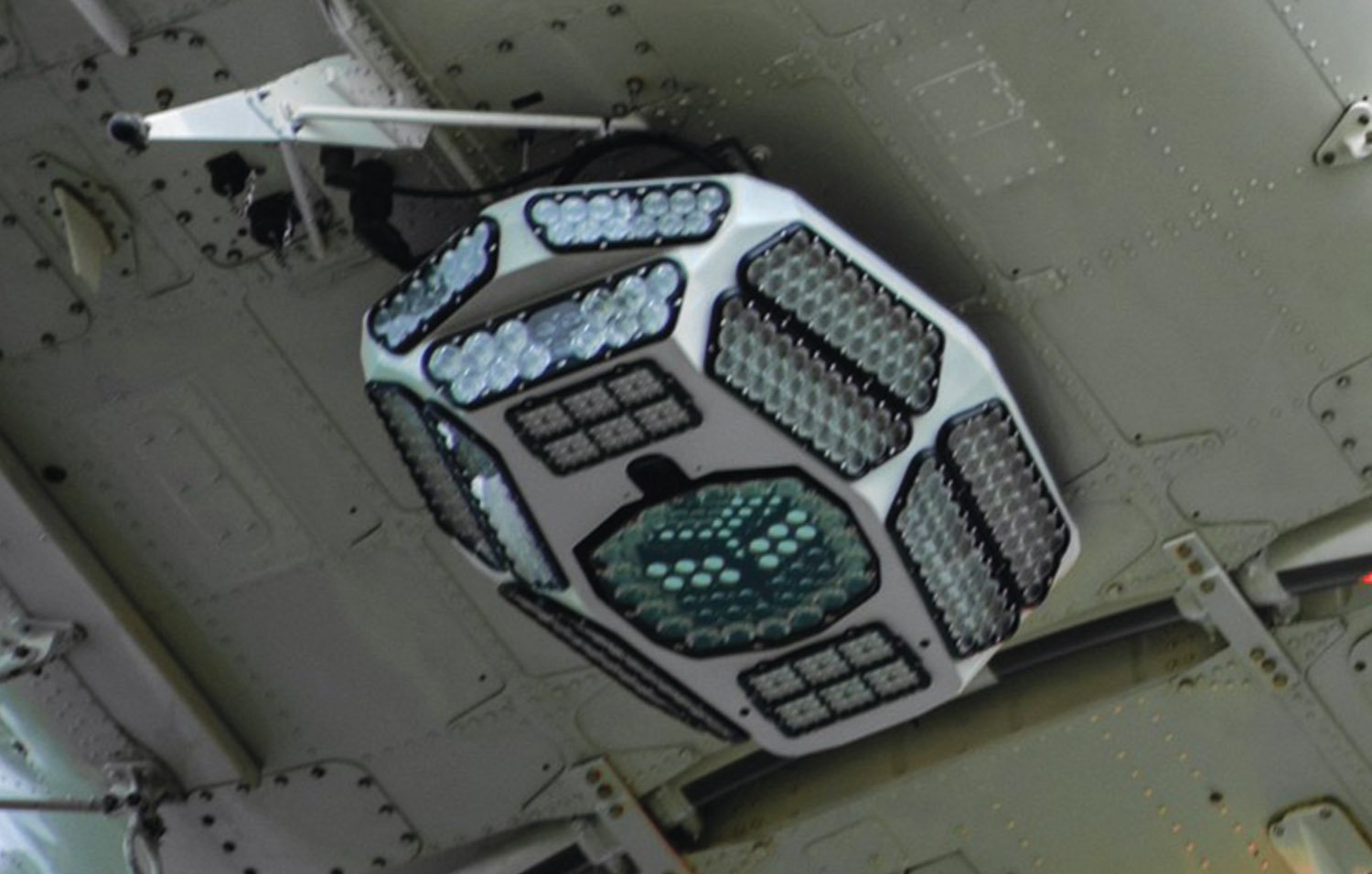 Aveo Phoenix slide-on pod under an aircraft